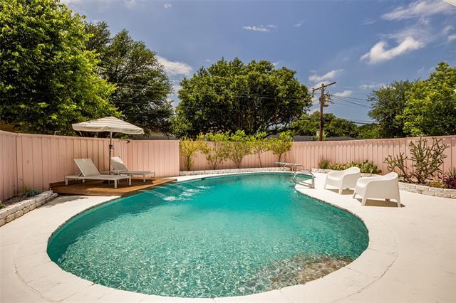 Building Photo - 2617 Beechmont Dr