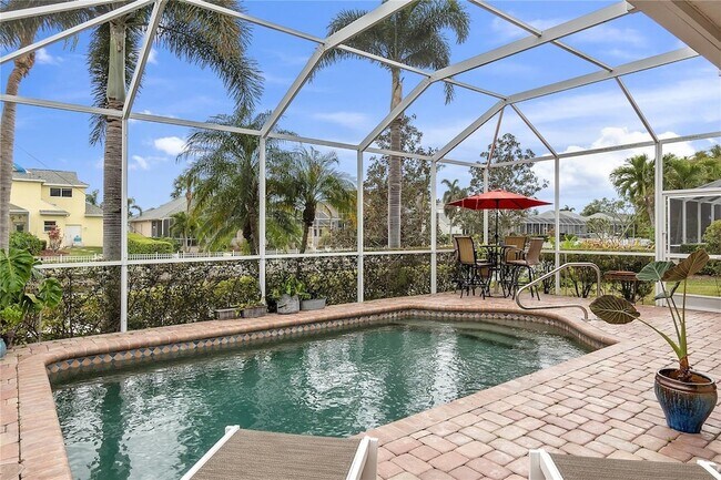 Building Photo - 4616 Blue Marlin Dr