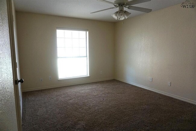 Building Photo - 4710 Brookdale Dr