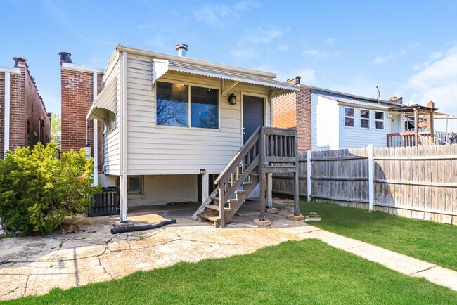 Building Photo - Fantastic 2bd/1ba home! Let yourself in!