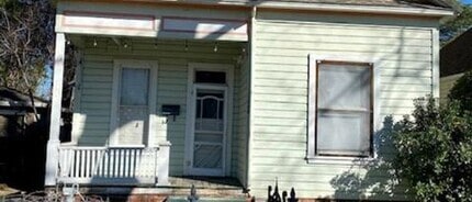 Building Photo - 1044 Lincoln St