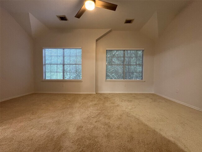 Building Photo - 70 Marble Rock Pl