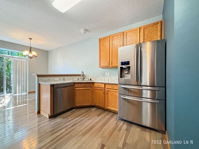 Building Photo - 7852 Garland Ln N