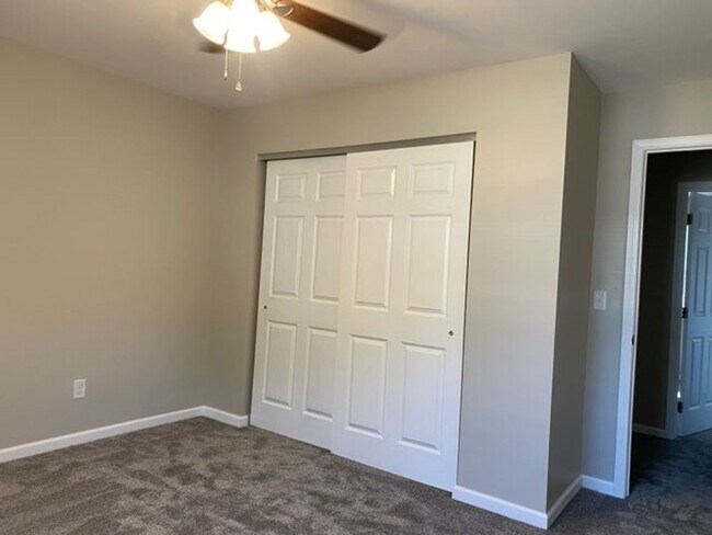 Building Photo - 1107 Arrowhead Dr
