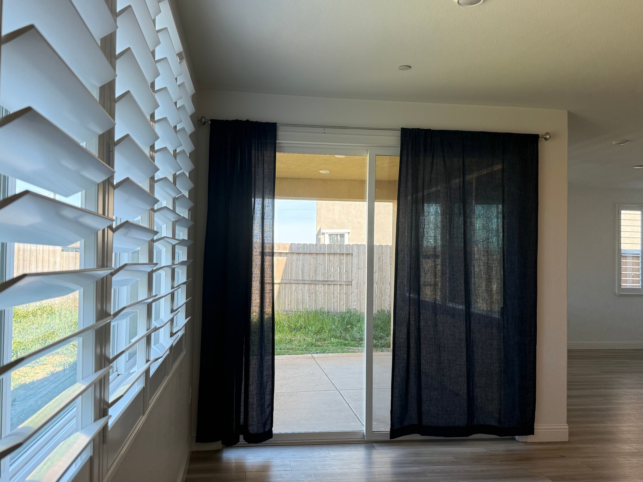 Building Photo - 3921 Mirecourt Cir