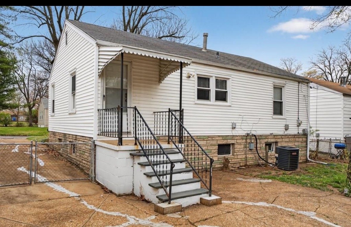 Building Photo - 8576 Kathlyn Dr