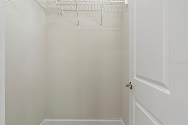 Building Photo - 12144 Stoneleigh Aly