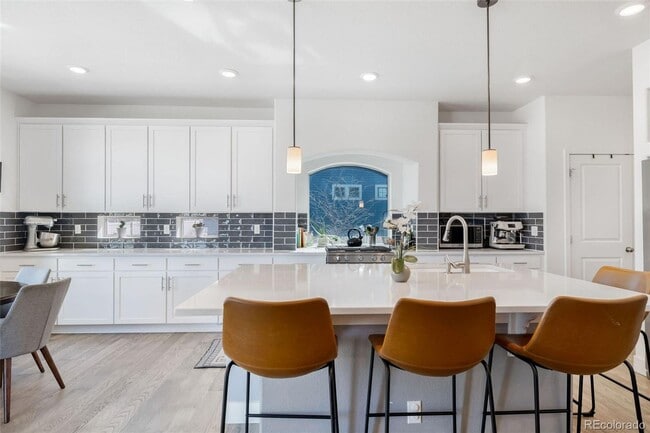 Building Photo - For Rent | $4,395/Month | 5 Bed | 4 Bath