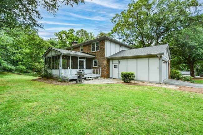 Building Photo - 435 Stonebridge Dr