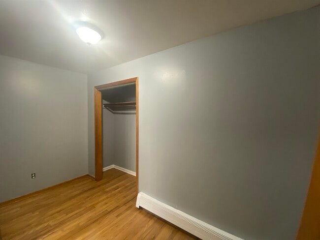 Building Photo - 468 Avenue A