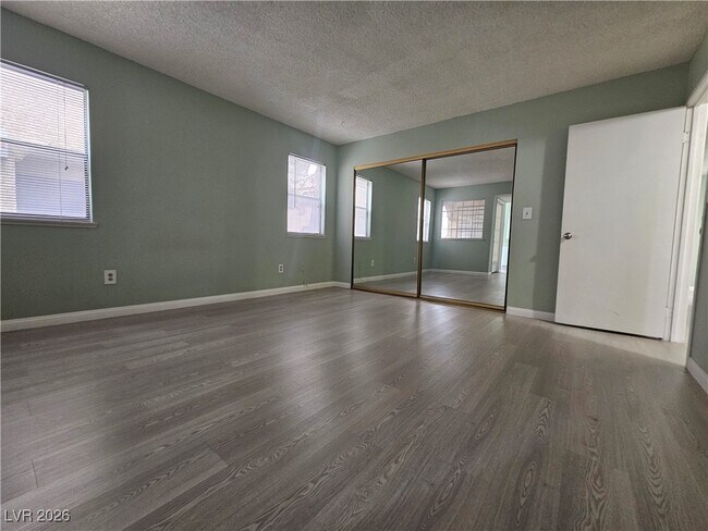 Building Photo - 4752 O'Bannon Dr