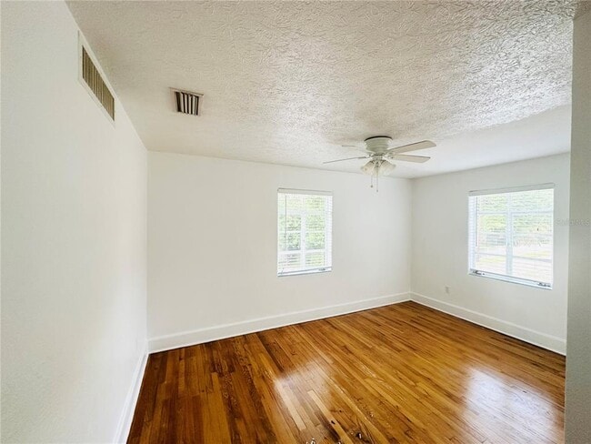 Building Photo - 1016 Atkins Pl