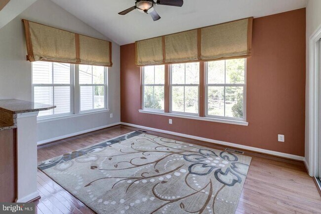 Building Photo - 12760 Manor Hall Ct