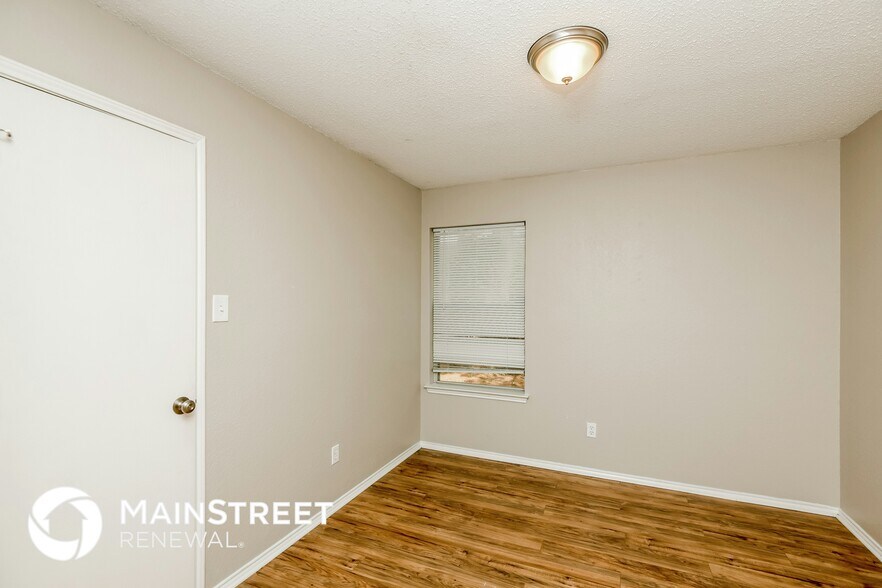 Building Photo - 5545 Alta Verde Cir