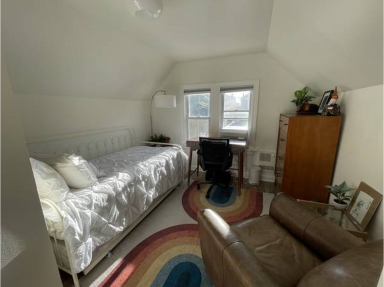 Building Photo - 814 N Fairfield Ave