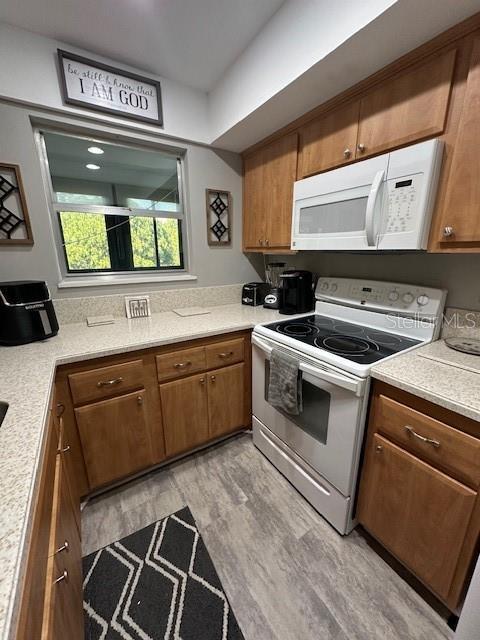 Building Photo - 514 Windrush Bay Dr