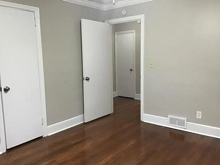 Building Photo - 1436 Decree Ave