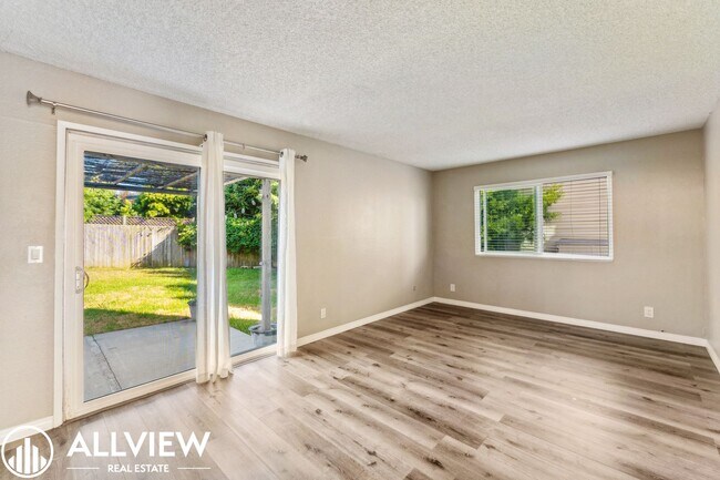 Building Photo - 34602 Calle Rosita