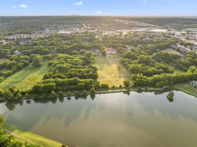 Building Photo - 8542 Meadowbrook Dr