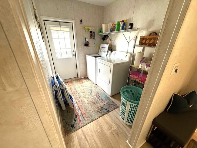 Building Photo - 292 Majorca Rd