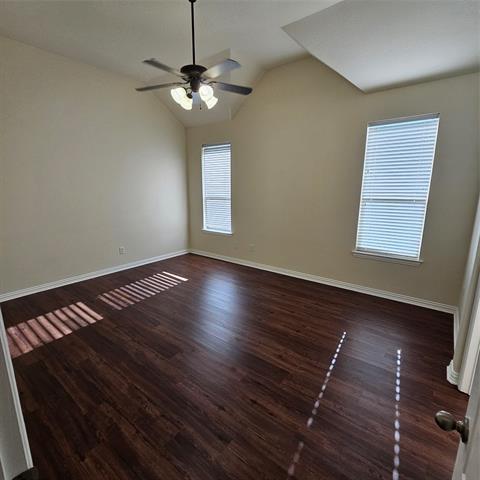 Building Photo - 922 Meadow Flower Ln