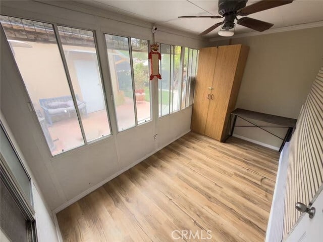 Building Photo - 1998 Wright St