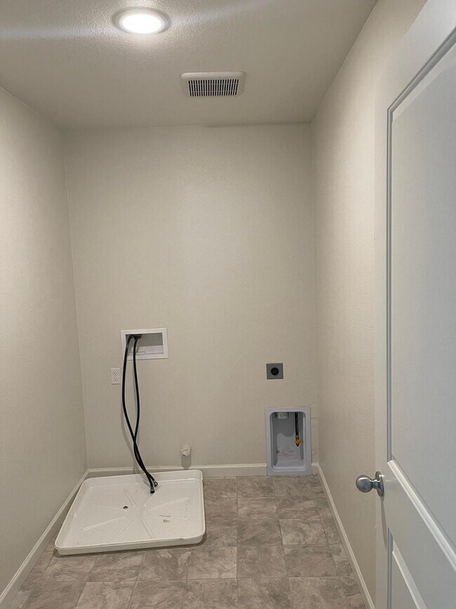 Building Photo - 1538 Gauntlet Dr