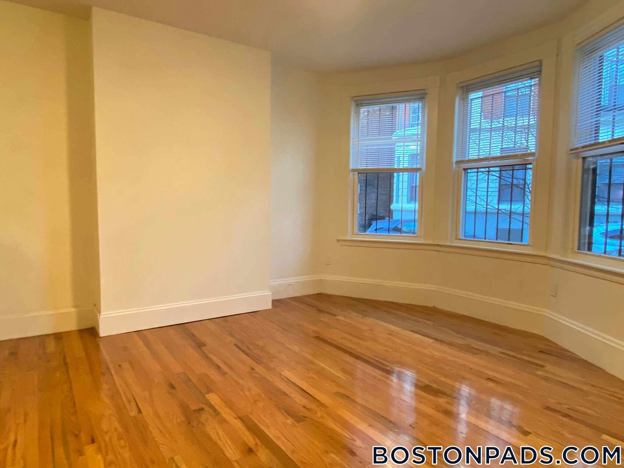 Building Photo - 32 Edgerly Rd