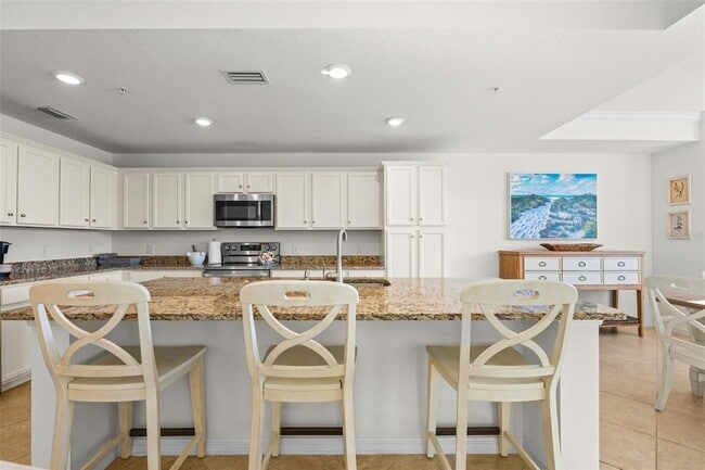 Building Photo - 16904 Vardon Ter