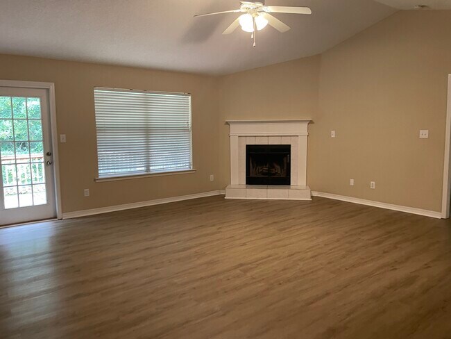 Building Photo - 11815 Balsam Ct