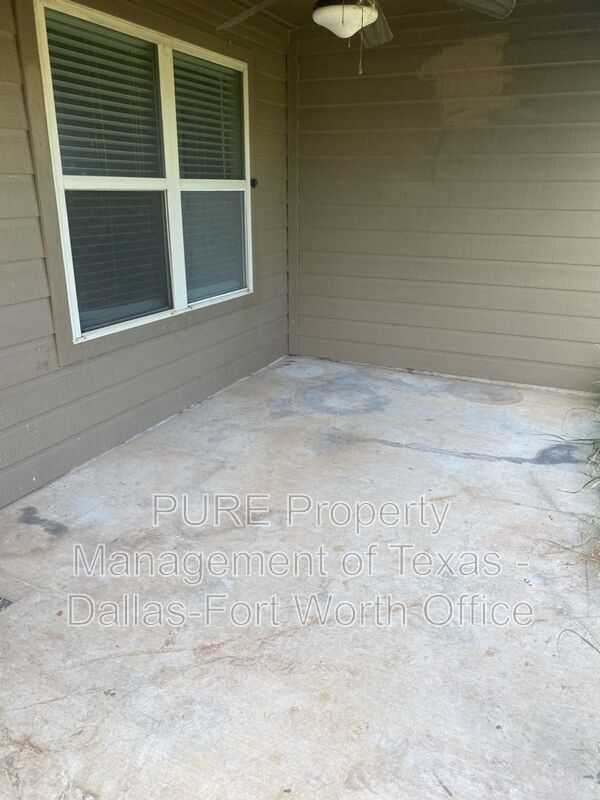 Building Photo - 7320 Mistletoe Trail