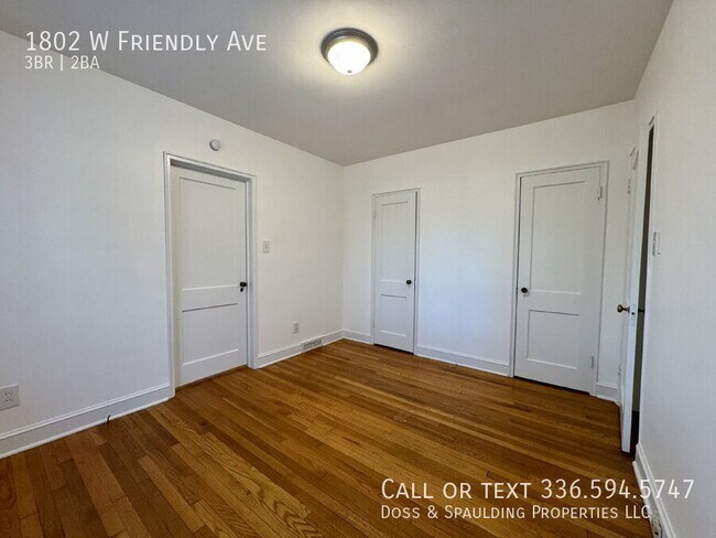 Building Photo - 1802 W Friendly Ave