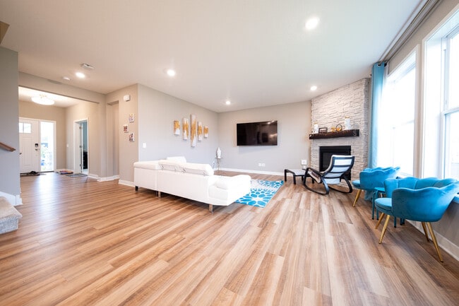 Building Photo - 18362 Greenstone Way