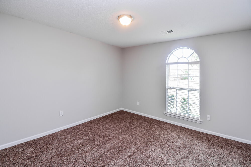 Building Photo - 13273 Sandbourne S