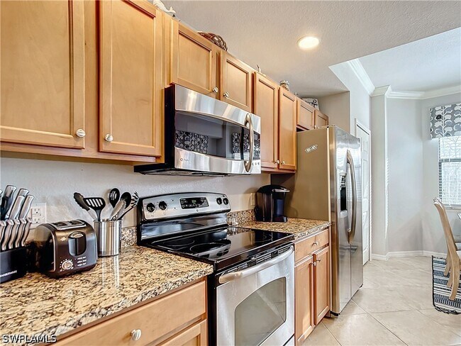 Building Photo - 9715 Acqua Ct