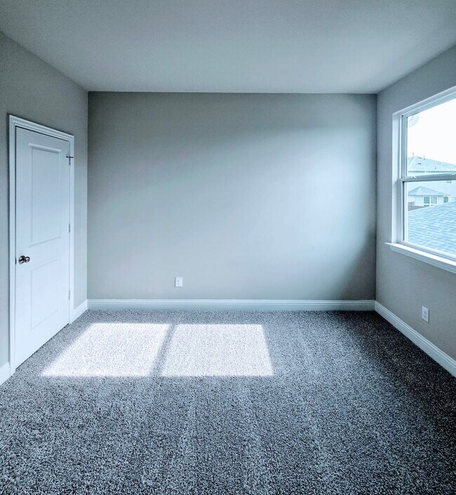 Building Photo - Brand-New Build in Prime Location | 4 Beds, 3 Baths, Peace & Proximity