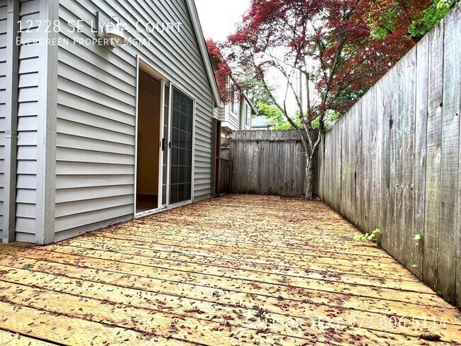 Building Photo - 12728 SE Lydia Ct