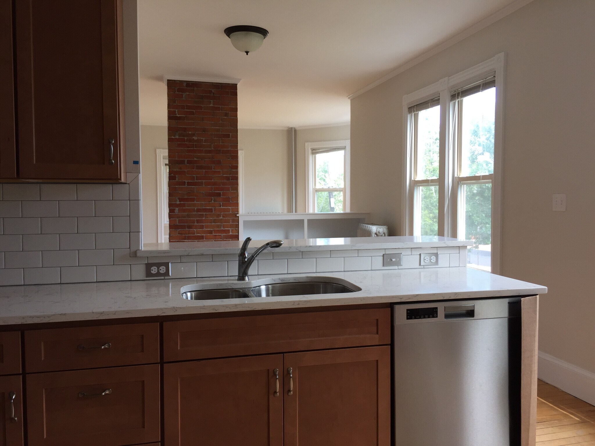 Building Photo - 26 North St