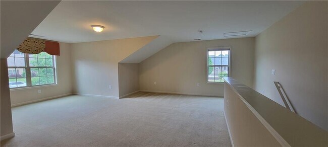 Building Photo - 4565 Flycatcher Dr