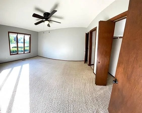 Building Photo - 117 Juniper Dr