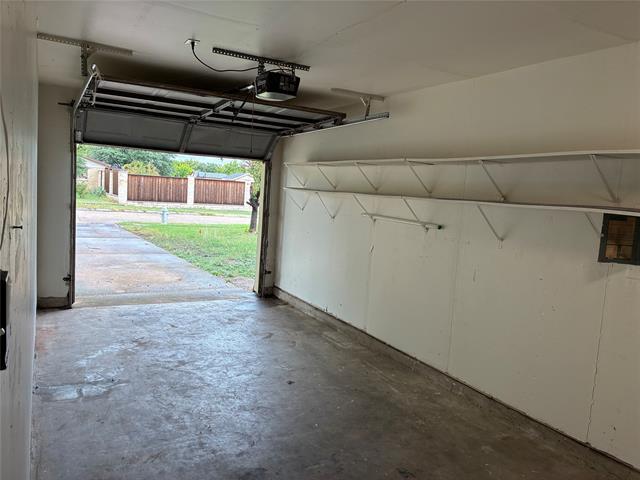 Building Photo - 2622 Foxcroft Ln