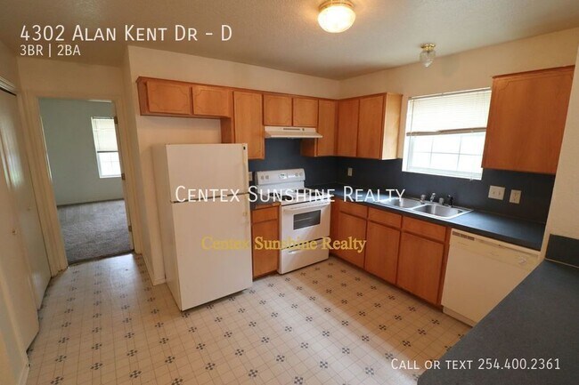 Building Photo - 4302 Alan Kent Dr