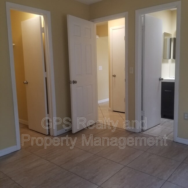 Building Photo - 12201 Coral Reef Dr