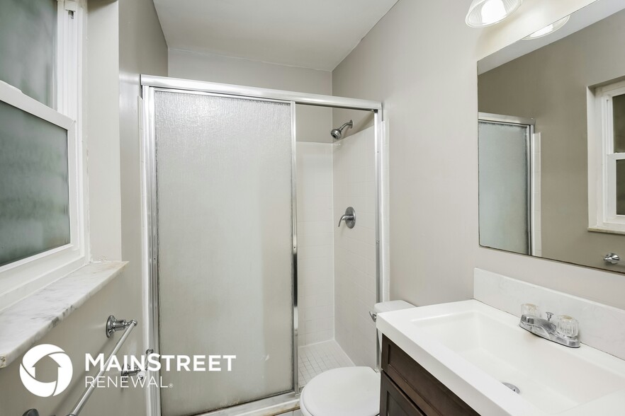 Building Photo - 965 Calbert Ln