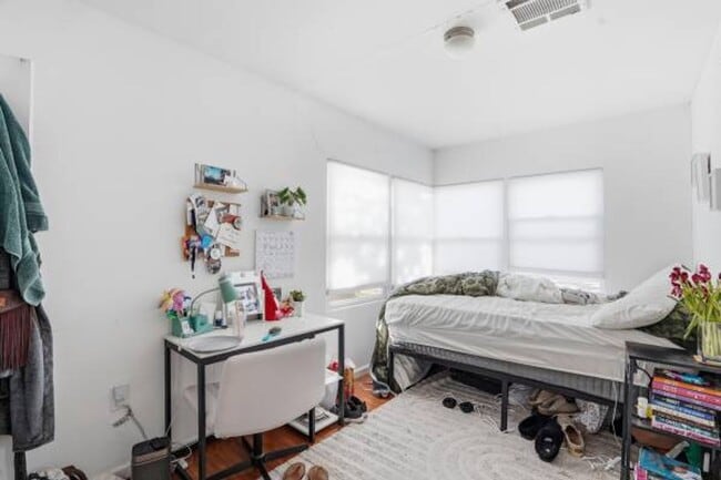 Building Photo - 811 Mission St