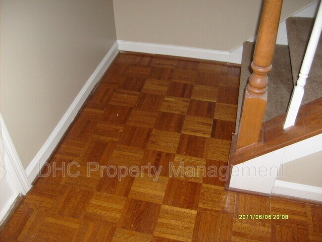 Building Photo - 3142 Ashbury Ln