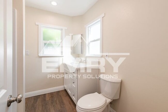 Building Photo - New 3 Bedroom 1 Bathroom House for Rent in Ontario CA 91764