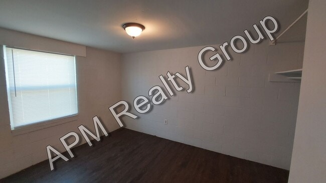 Building Photo - 2801 Howell Ct