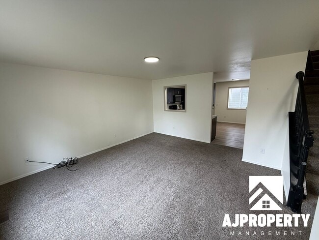 Building Photo - 2809 E Bragstad Dr