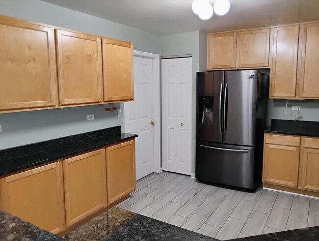 Building Photo - 1128 Georgetown Way